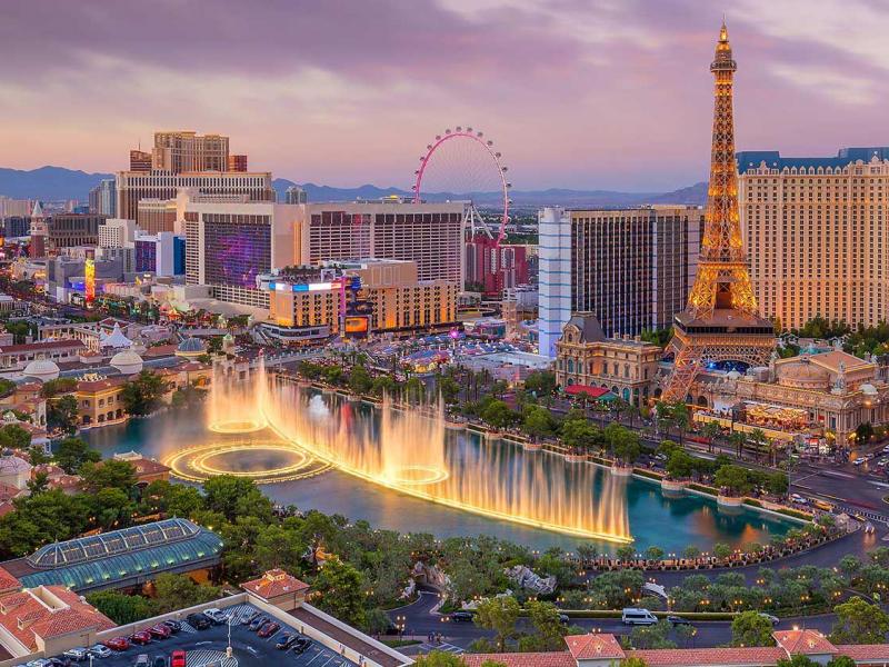 Panoramic photo of Las Vegas city where Pack Expo 2021 international trade show Will take place from September 27 to 29, 2022. 